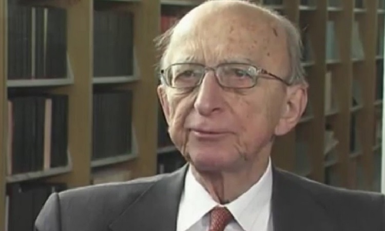 Prof. Dr. Erdal İnönü